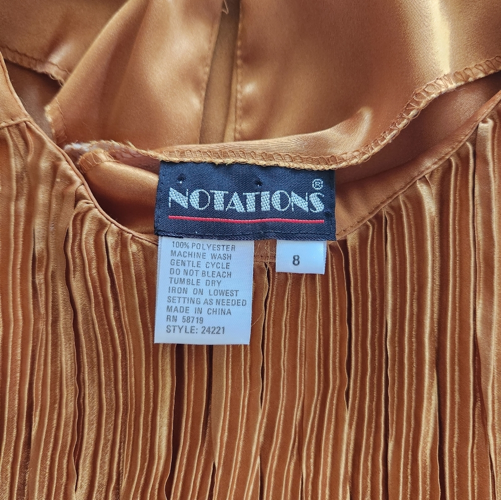 Gold satiny blouse - Picture 8 of 9